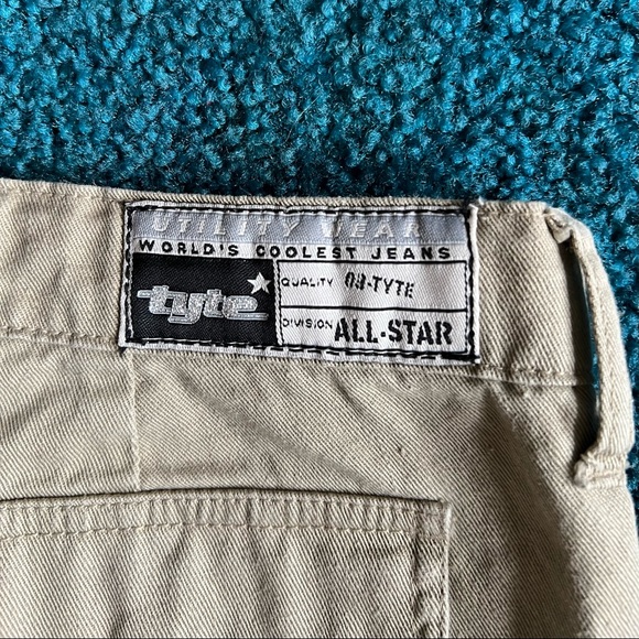 Tyte Women’s Khaki Drawstring Shorts Size 5 - Picture 4 of 6